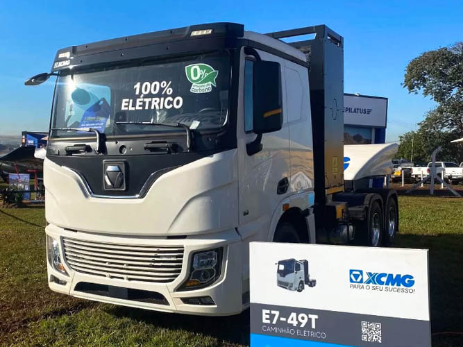  XCMG Brasil lança o 1º cavalo-mecânico 6×4 elétrico