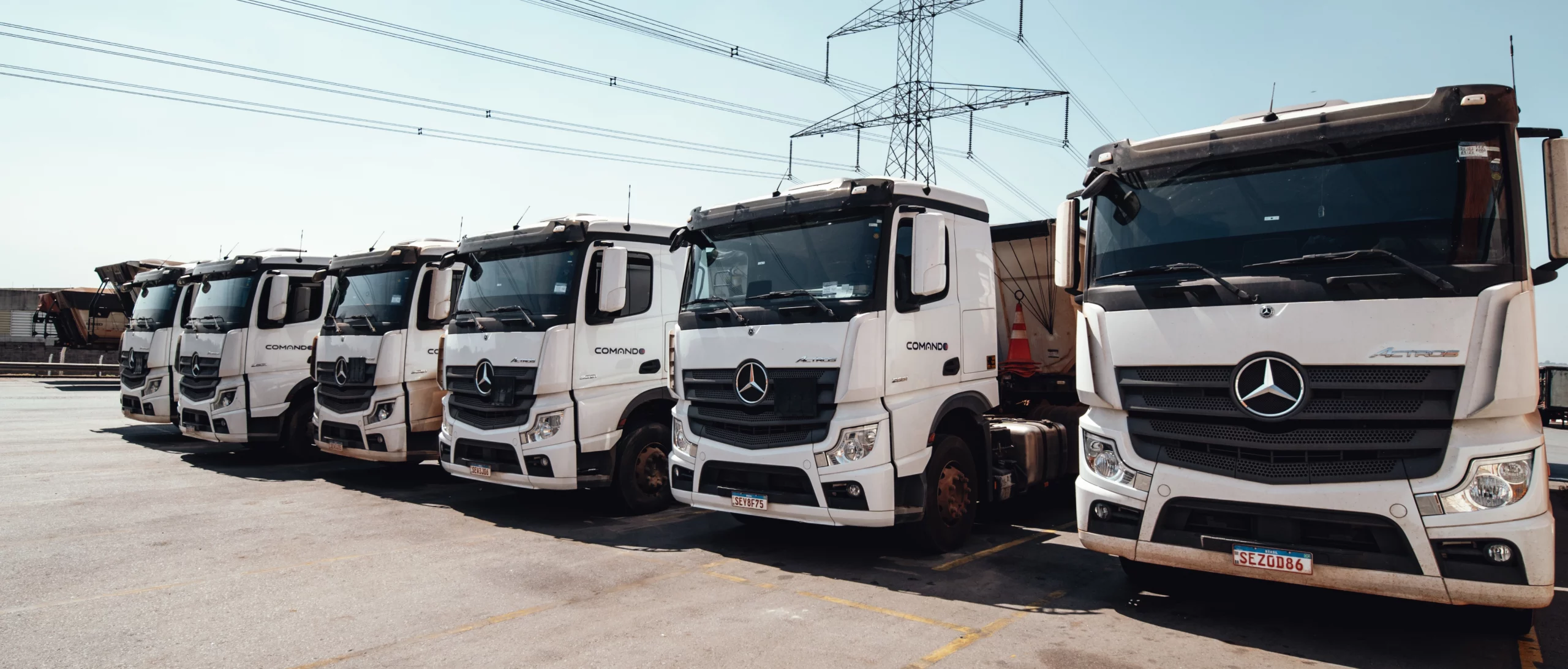 Empresa de locação Addiante compra 176 caminhões extrapesados Actros