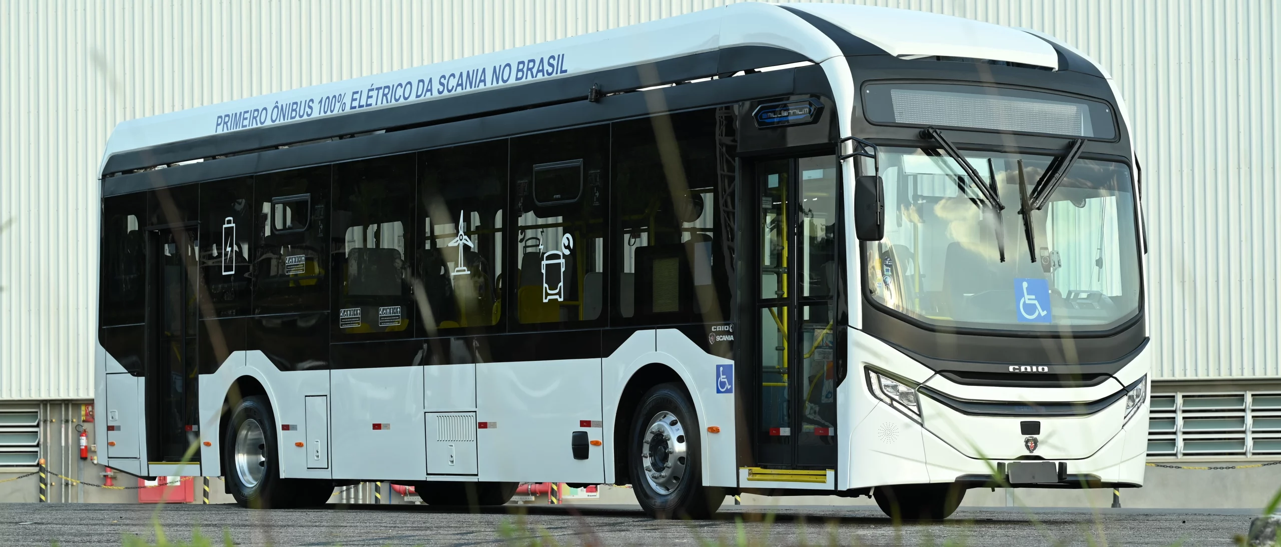 Scania lança primeiro ônibus elétrico 100% da marca